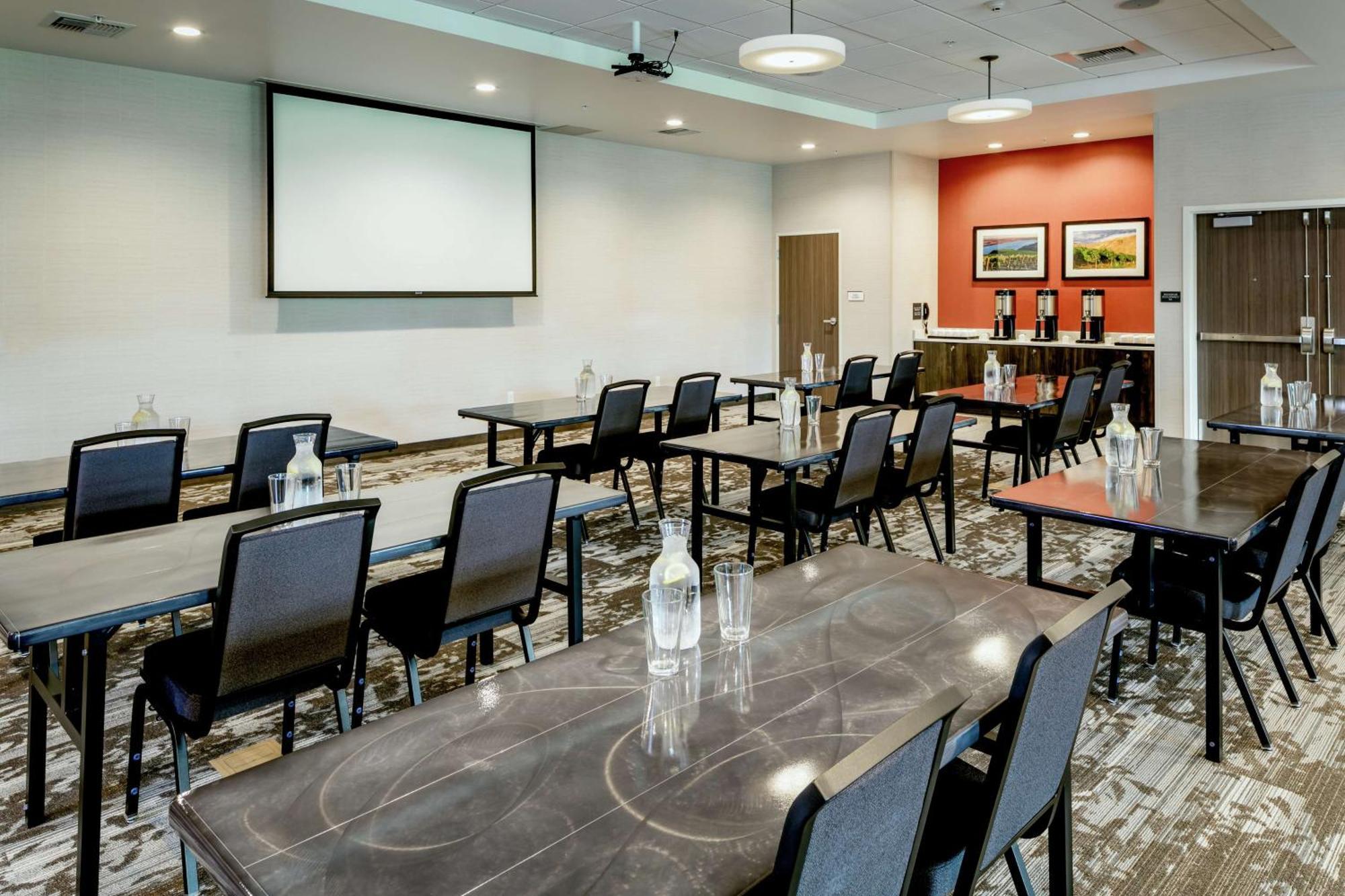 Hilton Garden Inn Wenatchee, Wa Exteriör bild